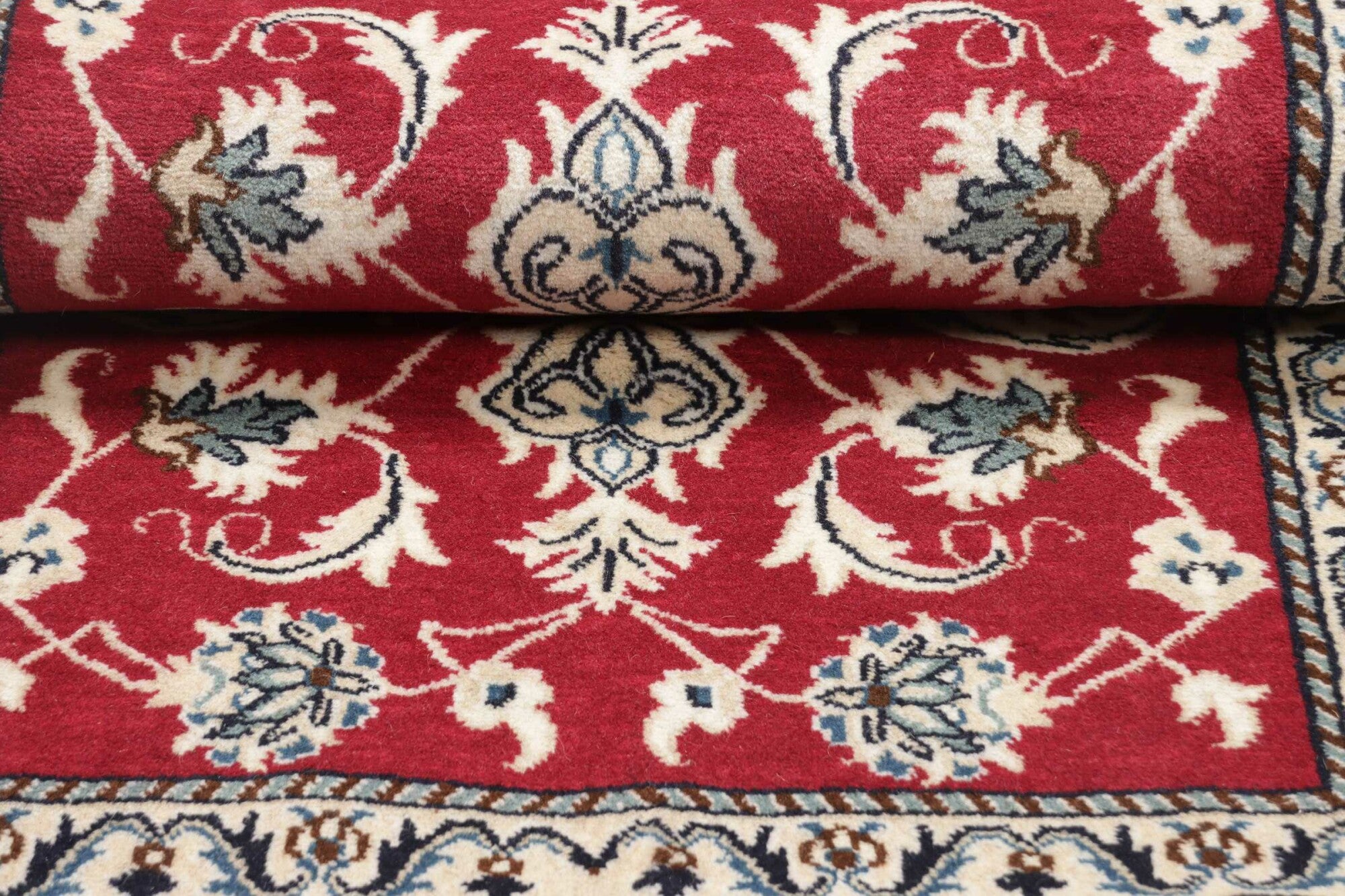 Tappeto Nain 136 x 68 cm