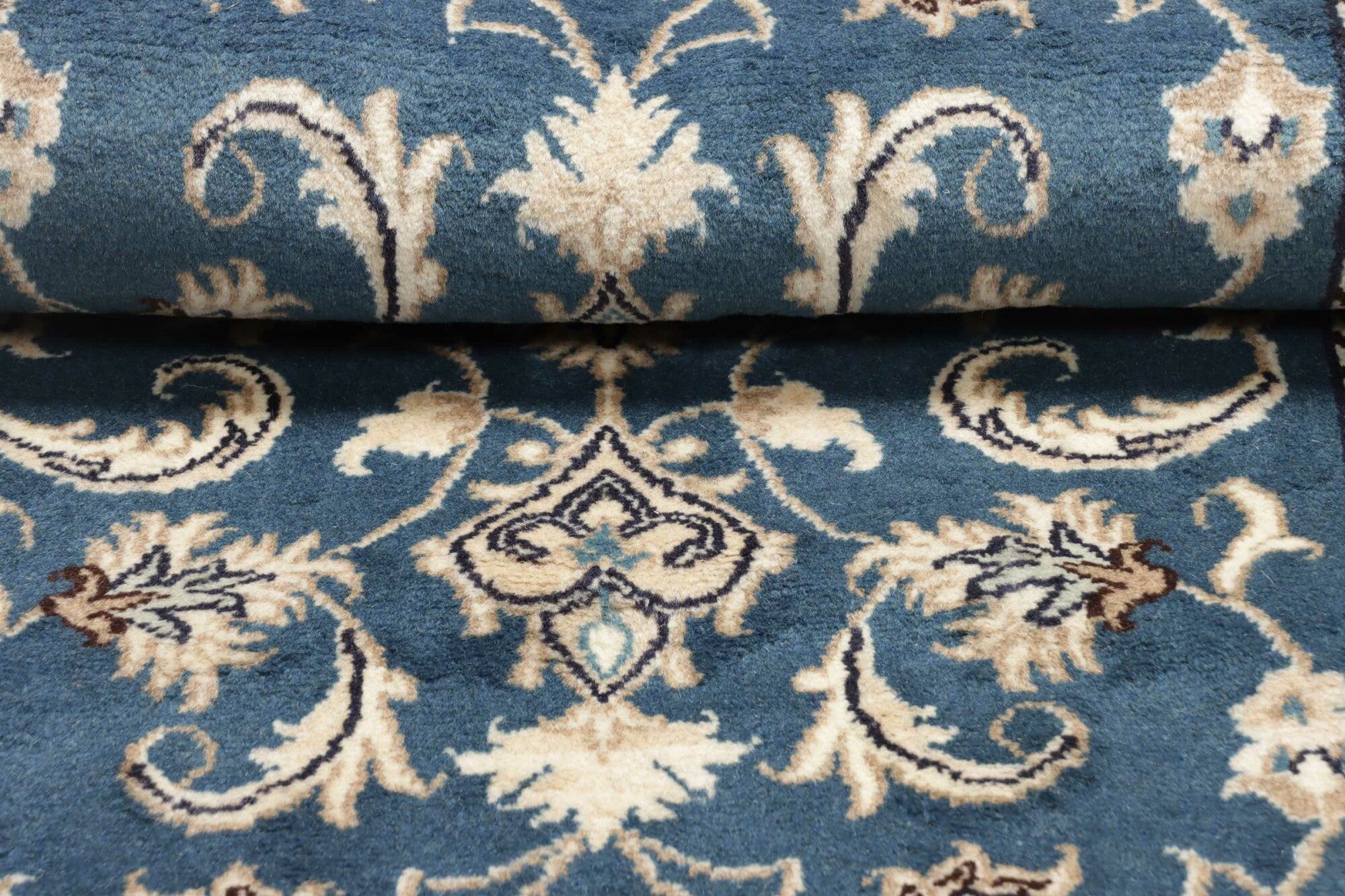 Tappeto Nain 136 x 70 cm