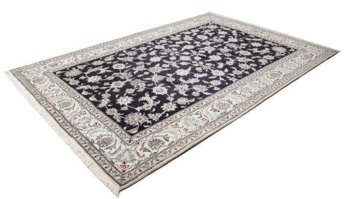 Tappeto Nain 307 X 202 Cm