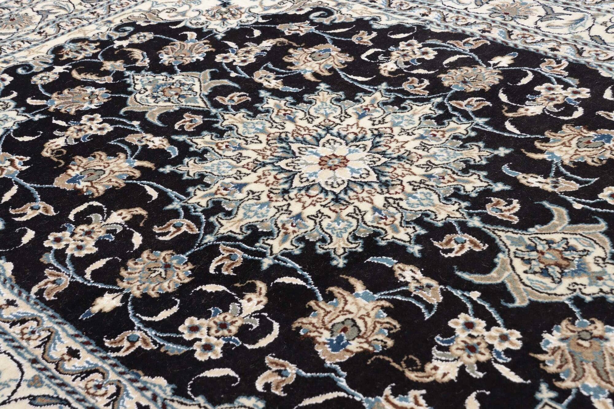 Tappeto Nain 203 X 143 m